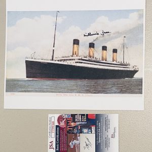 Millvina Dean Signed Autographed 8x10 Photo JSA Cert Last Titanic Survivor