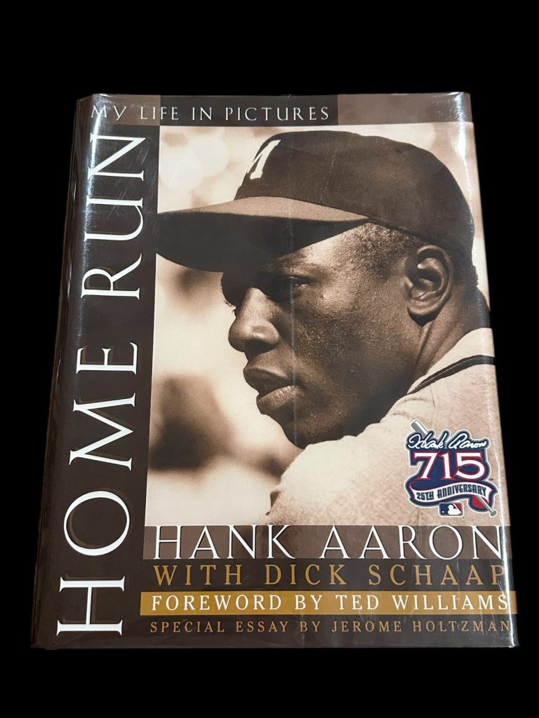 Hank Aaron Home Run My Life In Pictures Atlanta Braves Signed Autograph Book JSA