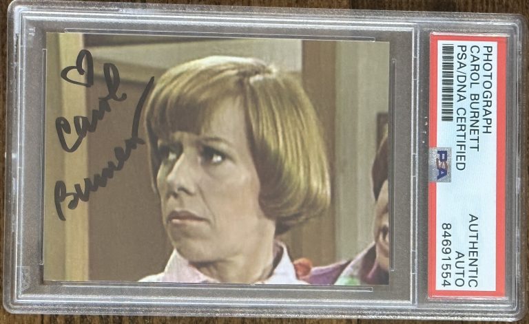 CAROL BURNETT SIGNED PHOTOGRAPH PSA DNA CERTIFIED AUTOGRAPH SHOW PICTURE RARE!