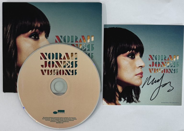 Norah Jones Visions CD & SIGNED AUTOGRAPHED ART CARD PHOTOGRAPH BAS Beckett COA