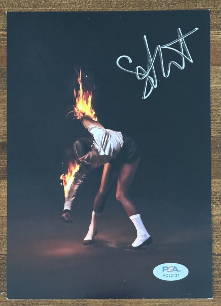 ST VINCENT ALL BORN SCREAMING VINYL LP & PSA DNA COA SIGNED AUTOGRAPH PHOTOGRAPH
