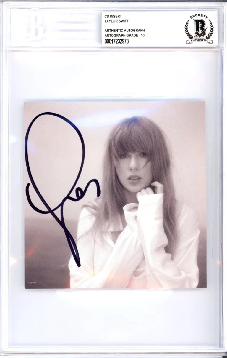 TAYLOR SWIFT SIGNED TTPD CD Photograph BAS Beckett PERFECT 10 AUTOGRAPH GRADE