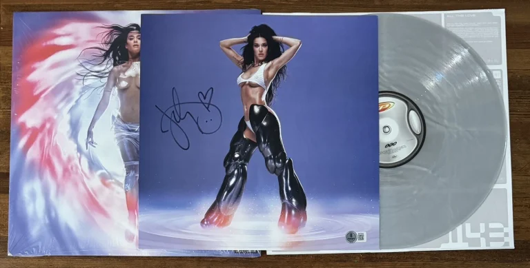 Katy Perry SIGNED W/ HEART Photograph & 143 Silver Vinyl LP BAS Beckett COA RARE