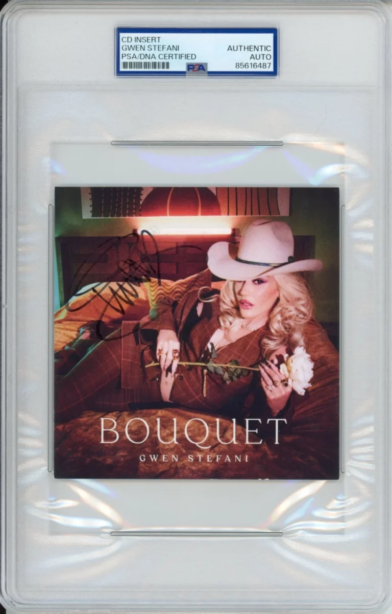 Gwen Stefani Sexy Bouquet SIGNED Cover Photograph Art Card Autograph PSA DNA COA