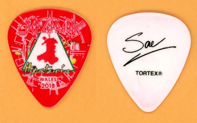 Def Leppard Rick Savage Vintage Guitar Pick - 2018 Hysteria Tour Wales
