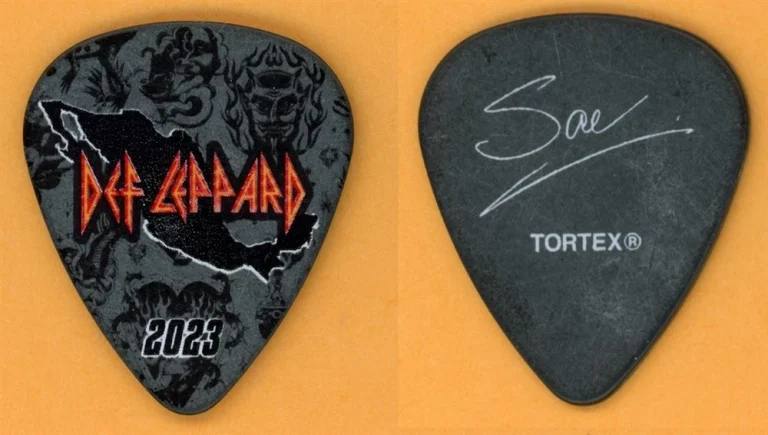 Def Leppard Rick Savage Vintage Guitar Pick - 2023 Mexico Tour