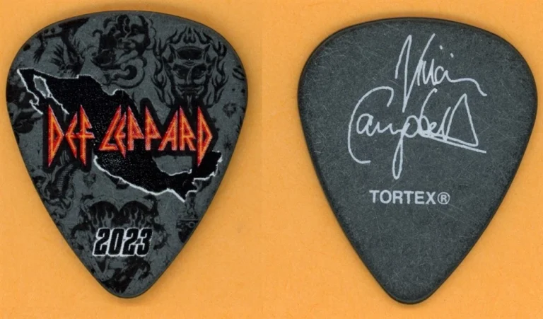 Def Leppard Vivian Campbell Vintage Guitar Pick - 2023 Mexico Tour
