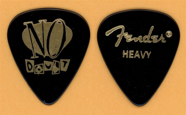 No Doubt Tom Dumont Vintage Guitar Pick - The Beacon Street Collection Tour