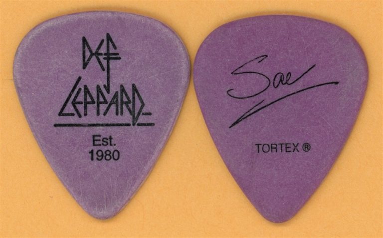 Def Leppard Rick Savage Vintage Guitar Pick - 2006 Yeah! Tour