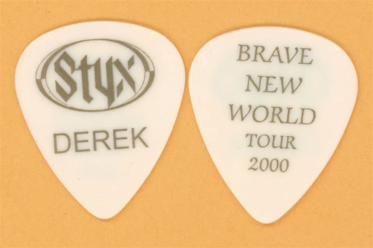 Styx DEREK Glen Burtnik Vintage Guitar Pick - 2000 Japan Brave New World Tour