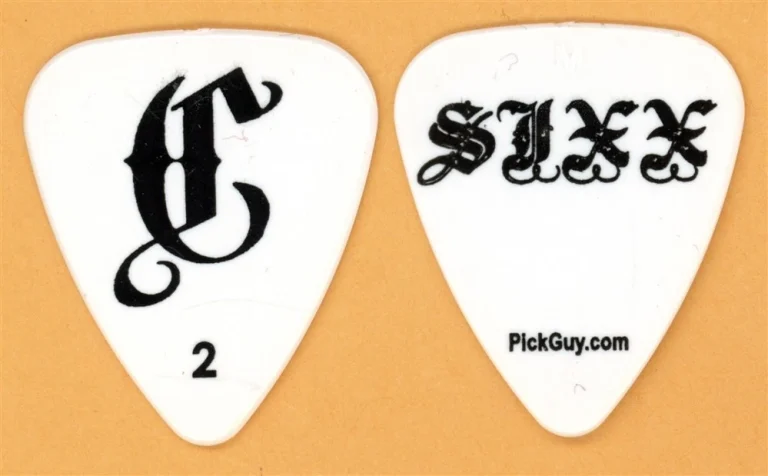 Motley Crue Nikki Sixx 