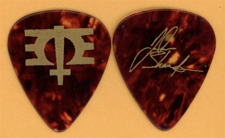 Melissa Etheridge John Shanks Vintage Guitar Pick - 1993 Yes I Am Tour