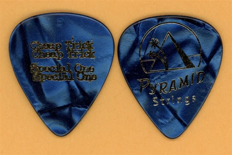 Cheap Trick Tom Petersson Vintage Guitar Pick - 2003 Special One Tour