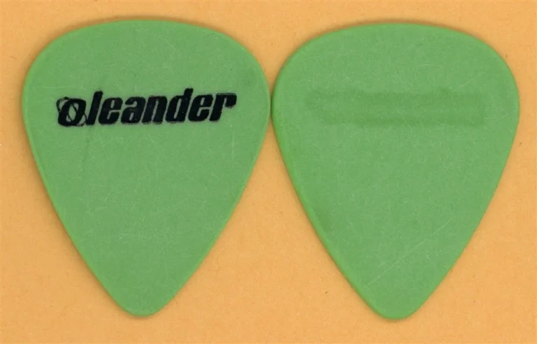 Oleander Ric Ivanisevich Vintage Guitar Pick - 2001 Unwind Tour