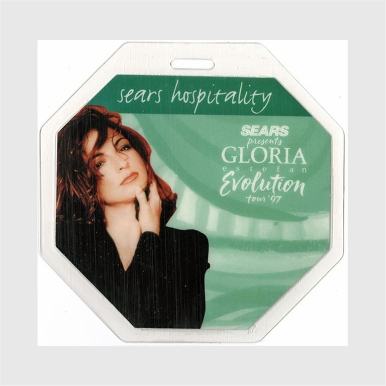 Gloria Estefan 1997 Concert Laminated Backstage Pass Evolution Tour