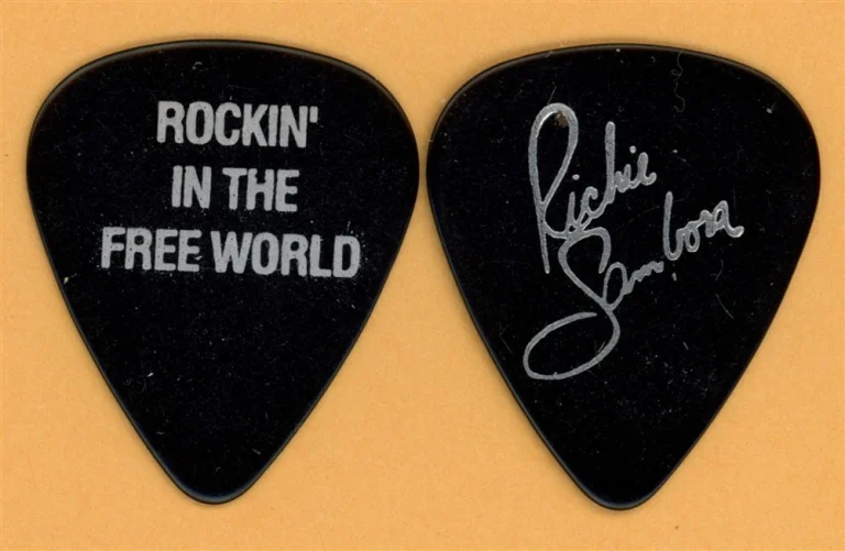 Bon Jovi Richie Sambora Vintage Guitar Pick - 2000 Crush Tour