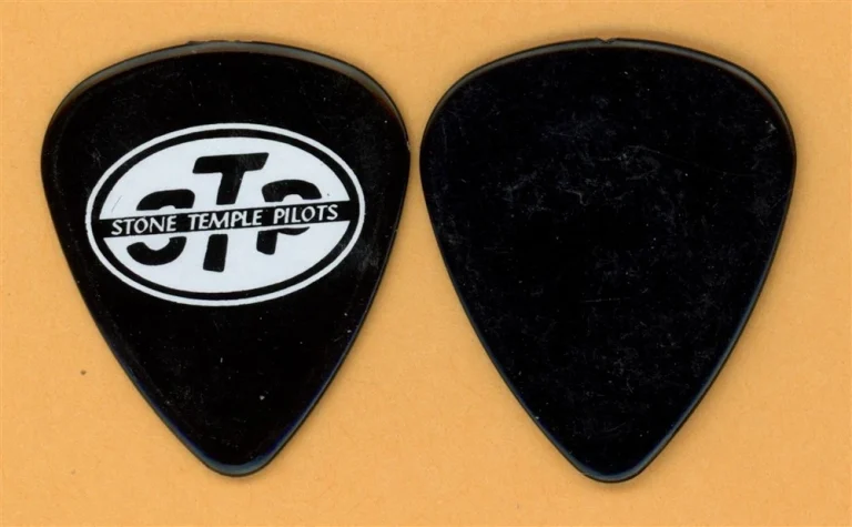 Stone Temple Pilots Robert DeLeo Vintage Guitar Pick - 2008 Reunion Tour