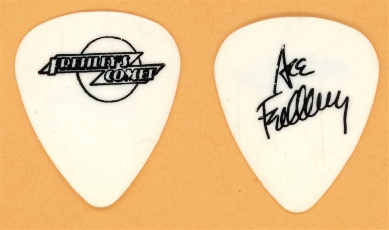 KISS Ace Frehley Frehleys Comet Vintage Guitar Pick - 1987 US Tour