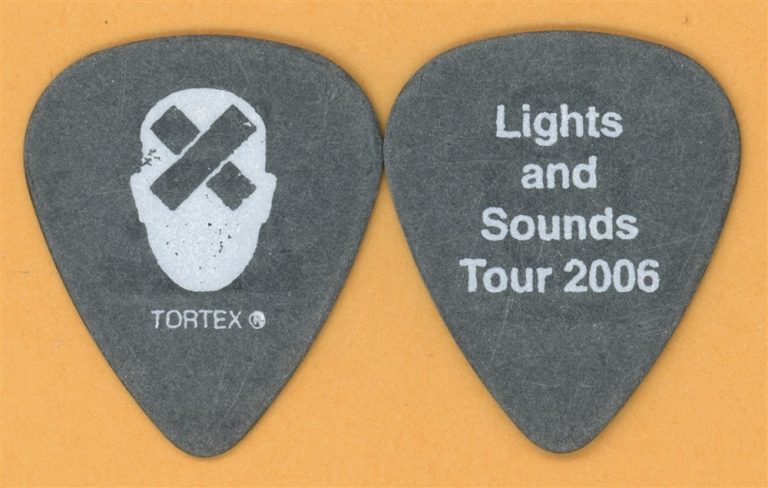 Yellowcard Vintage Guitar Pick - 2006 Lights and Sounds Tour