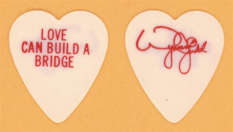 The Judds Wynonna Judd Vintage Guitar Pick - 1991 Farewell Tour