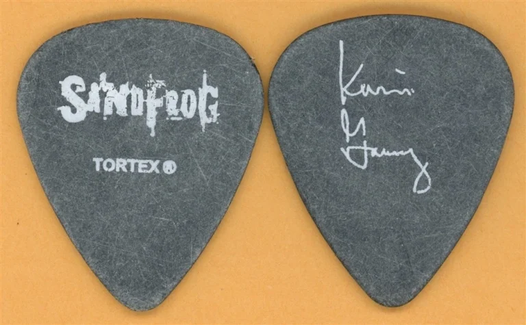 Sandfrog Kevin Garry Vintage Tour Guitar Pick