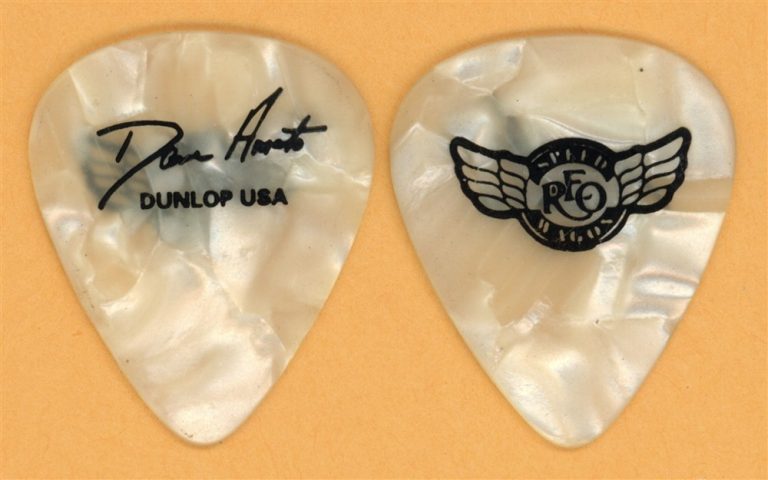 REO Speedwagon Dave Amato Vintage Guitar Pick - 2004 Tour