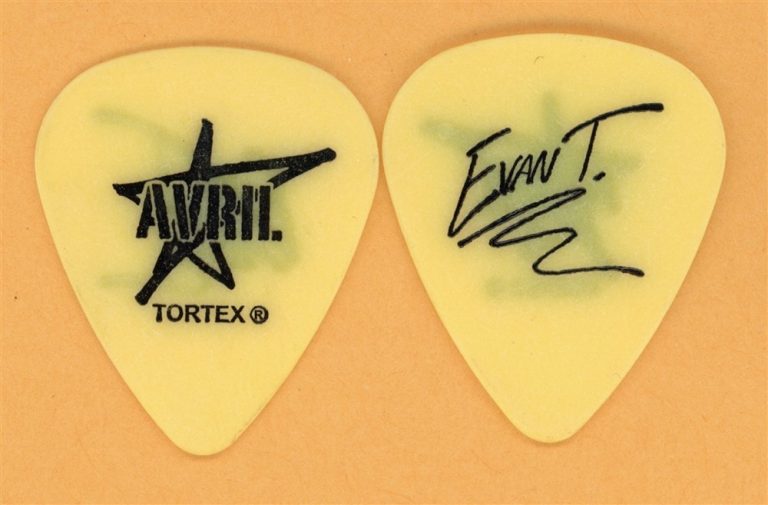 Avril Lavigne Evan Taubenfeld Vintage Guitar Pick - 2004 Bonez Tour