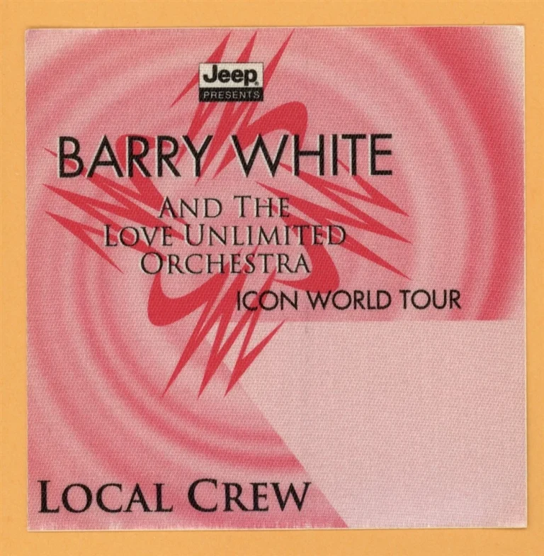 BARRY WHITE 1995 ICON CONCERT TOUR CREW BACKSTAGE PASS COLLECTIBLE MEMORABILIA