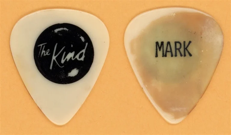The Kind Mark Vintage Tour Guitar Pick