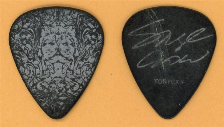 Sheryl Crow Vintage Guitar Pick - 2014 US Tour - Stage Used