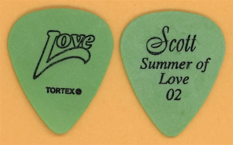 Heart Scott Olson Vintage Guitar Pick - 2002 Summer of Love Tour