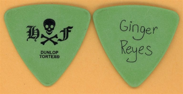 Halo Friendlies Ginger Reyes Vintage Guitar Pick - 2003 Get Real Tour