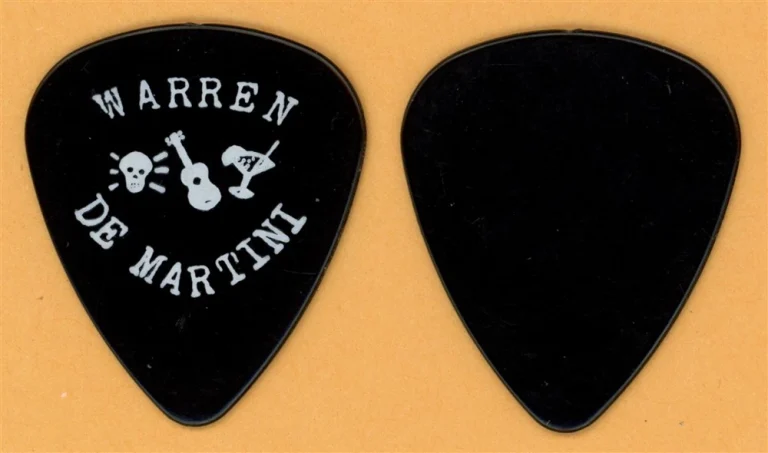 Ratt Warren DeMartini White/Black Ernie Ball Guitar Pick - Vintage Tour Pick