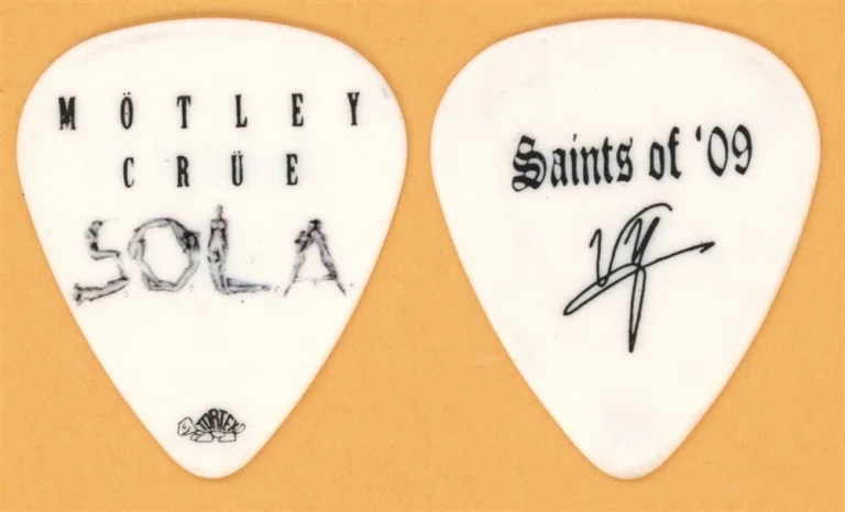 Motley Crue Vince Neil Vintage Guitar Pick - 2009 SOLA Tour