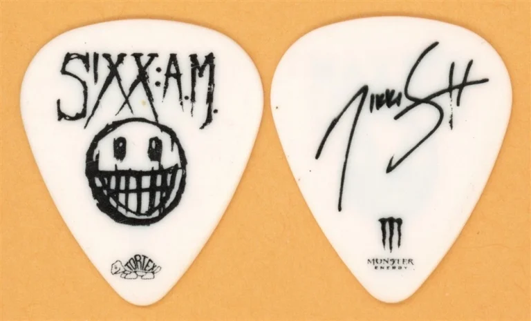 Motley Crue Nikki Sixx AM Vintage Guitar Pick - 2008 Cruefest Tour