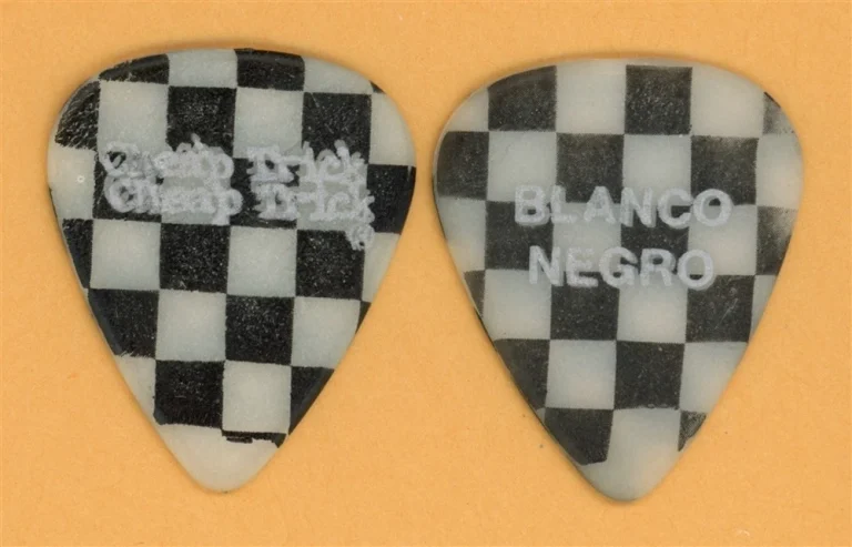 Cheap Trick Blanco Negro Tom Petersson Vintage Guitar Pick - 1990 Busted Tour