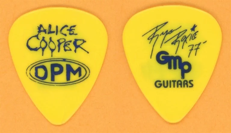 Alice Cooper Ryan Roxie Vintage GMP Guitar Pick - 1999 Brutal Planet Tour