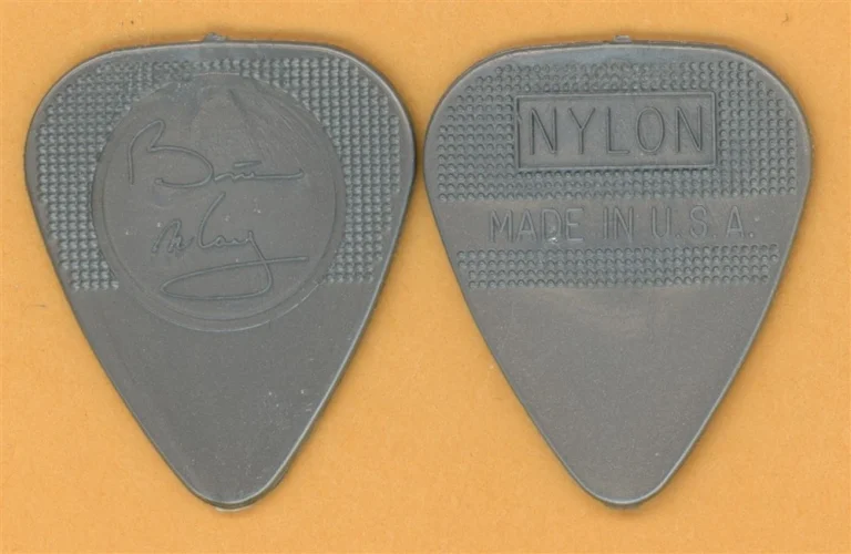 Queen Brian May Mold Injected 1.Dot Vintage Guitar Pick - 2005 Tour