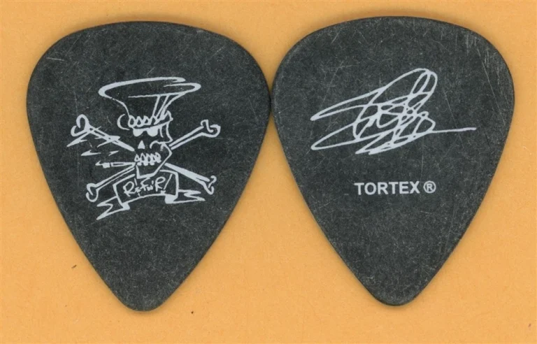 Guns N Roses Slash Vintage Guitar Pick - 2010 Solo Tour