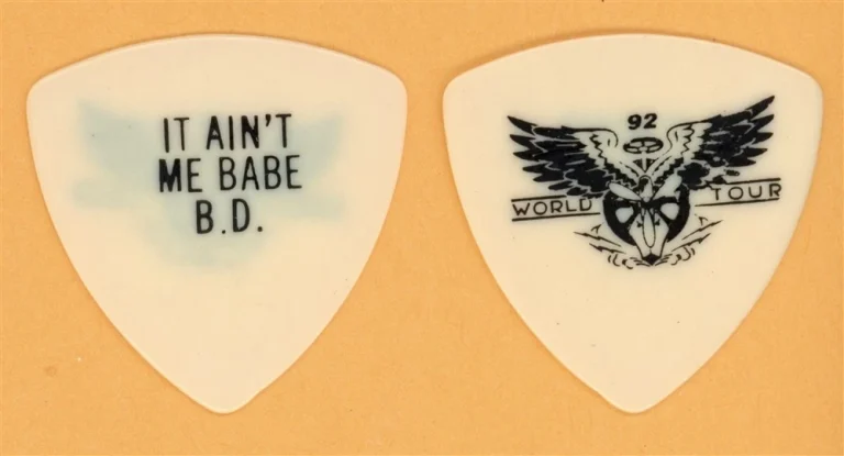 Bob Dylan It Ain't Me Babe B.D. Original White Guitar Pick - 1992 World Tour