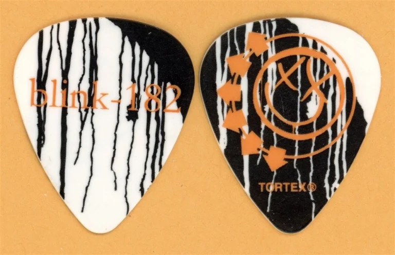 Blink 182 Tom DeLonge Vintage Guitar Pick - 2011 Neighborhoods Tour (v2)