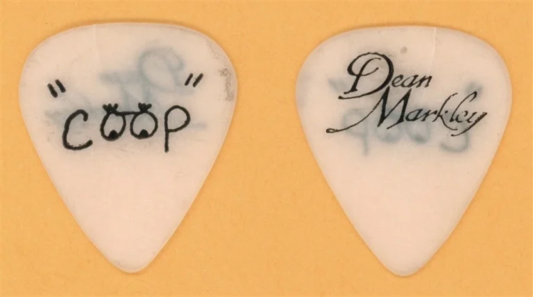 Alice Cooper Vintage Tour Guitar Pick