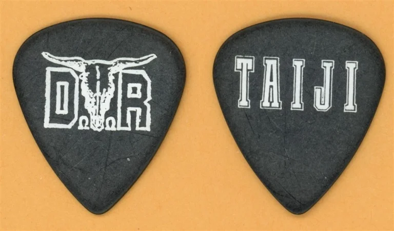 Dirty Trashroad DTR Taiji Vintage Guitar Pick - 1993 US Tour