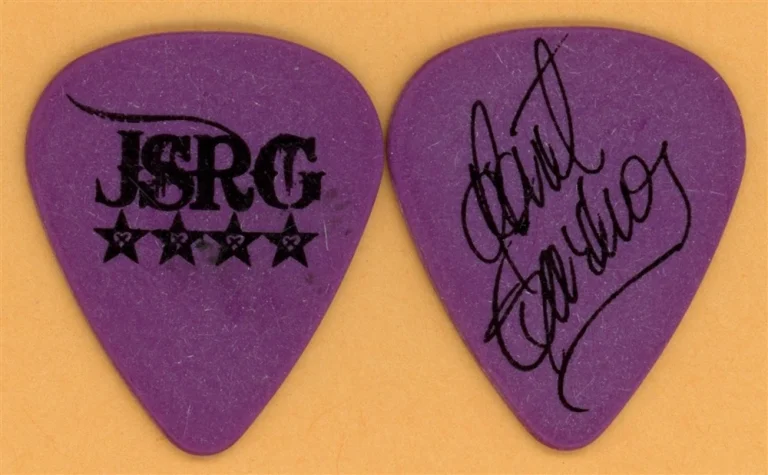 JSRG / Vixen Janet Gardner Vintage Guitar Pick - 2013 US Tour