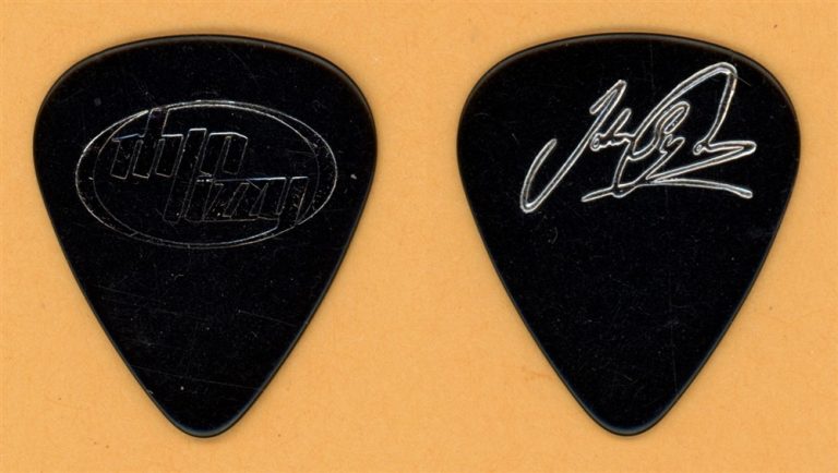 Thin Lizzy John Sykes Vintage Guitar Pick - 1999 US Tour