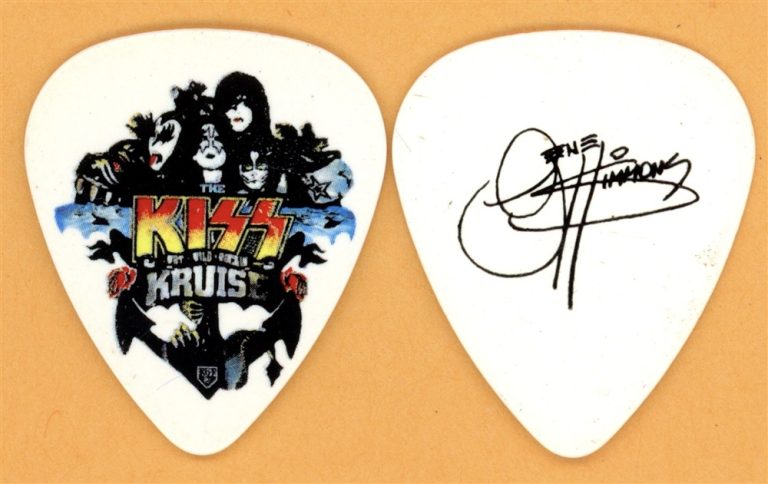 KISS Gene Simmons Vintage Guitar Pick - 2012 KISS KRUISE Alive 35 Tour