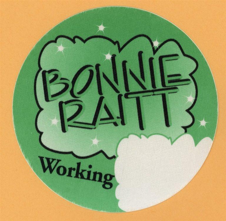 Bonnie Raitt 1995 Longing in Their Hearts Concert Tour WORKING Backstage Pass