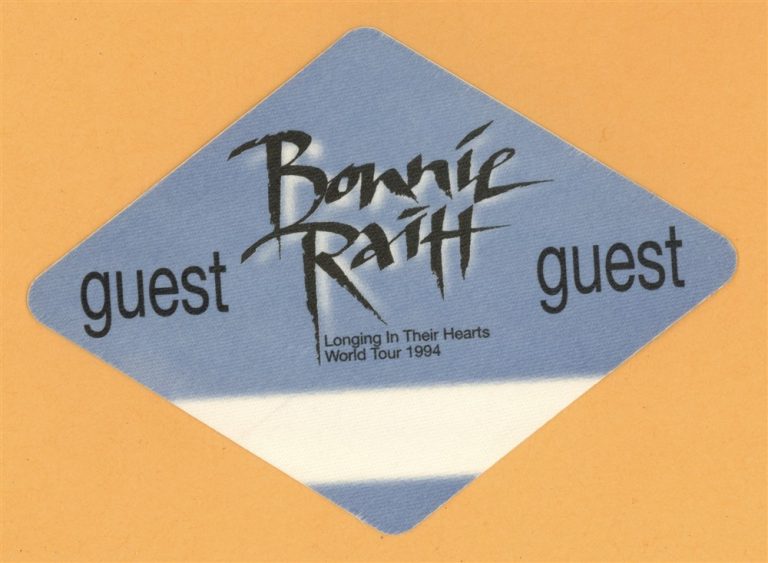 Bonnie Raitt 1994 Longing in Their Hearts Concert Tour GUEST Backstage Pass