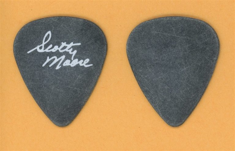 Elvis Presley Scotty Moore Vintage Guitar Pick - 1990 Tour
