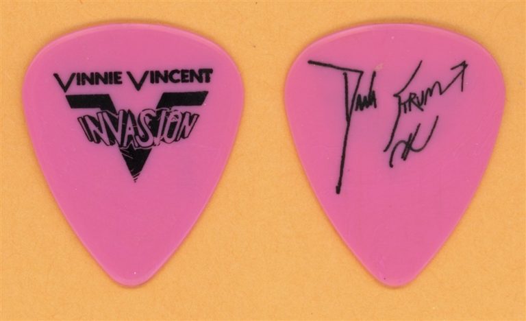 Vinnie Vincent Dana Strum Vintage Guitar Pick - 1986 Invasion Tour